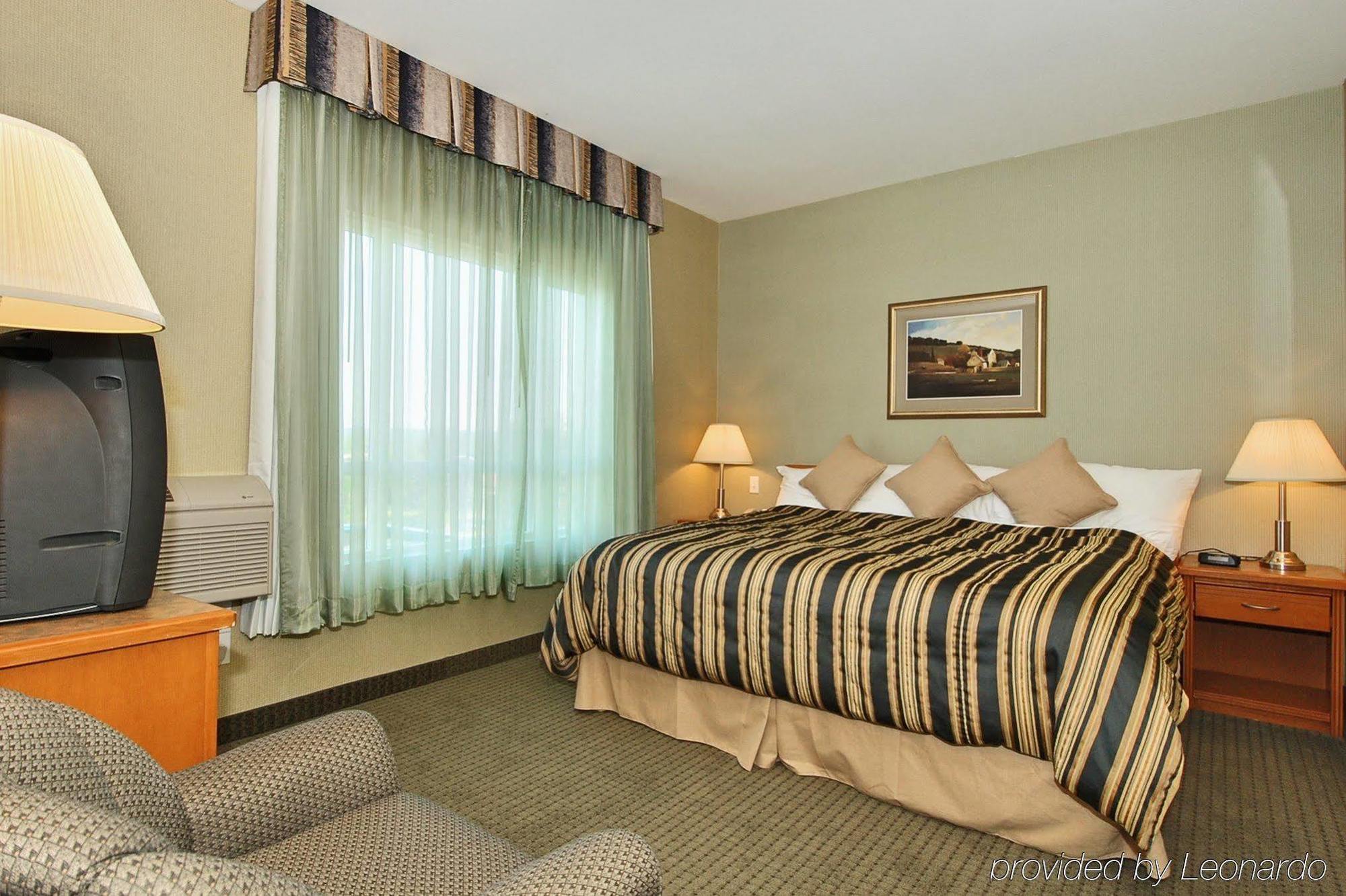 Best Western King George Inn & Suites Surrey Habitación foto